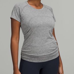 Lululemon Swiftly Tech Grey Tee Size 6